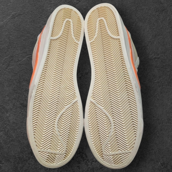 DS Nike x Off-White Blazer Mid 'All Hallow's Eve' - Size 12 - AA3832-700 - Picture 6 of 7